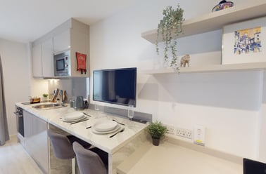 Silver Street, East Reading, Reading - Image 3